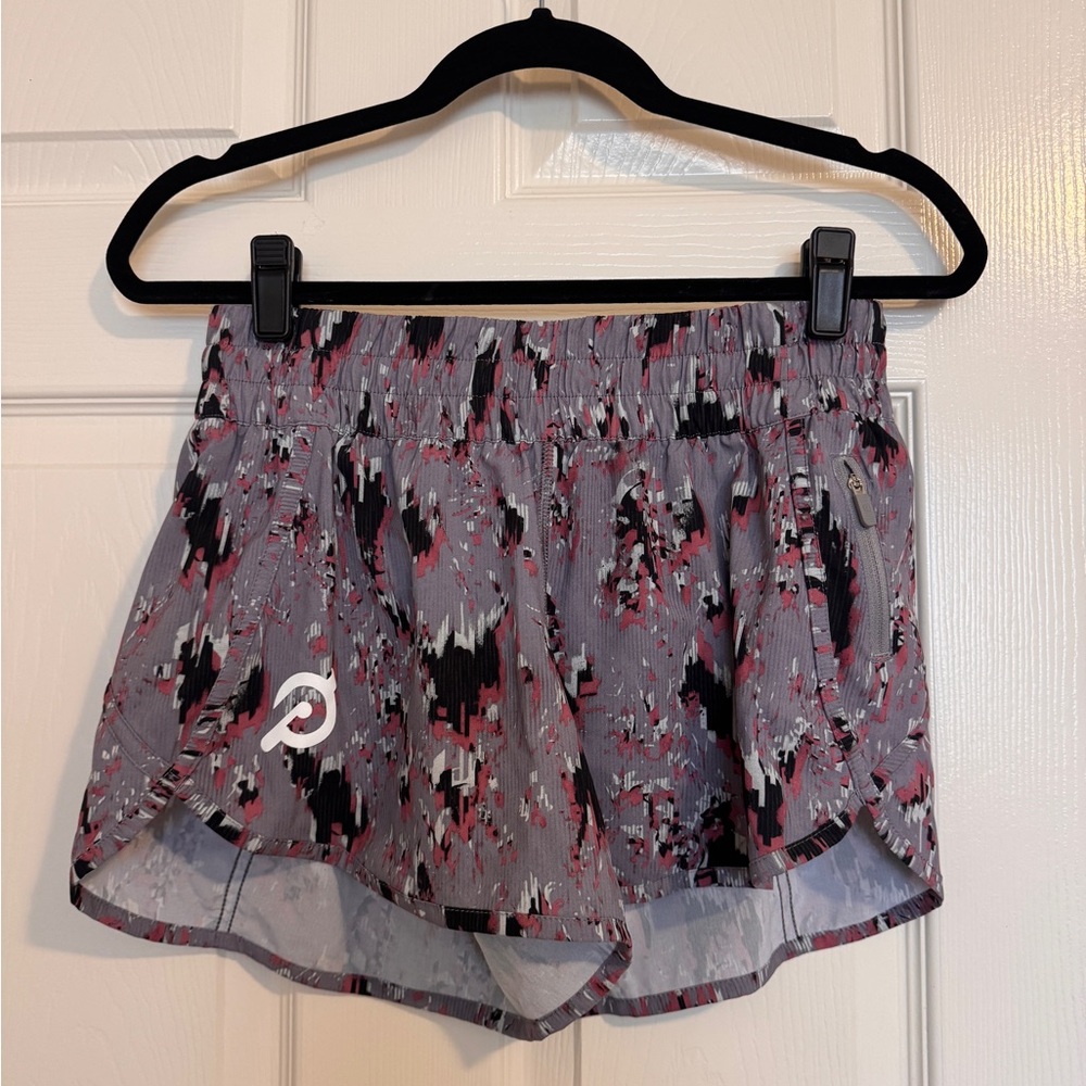 Lululemon x Peloton Hotty Hot Shorts Size 8